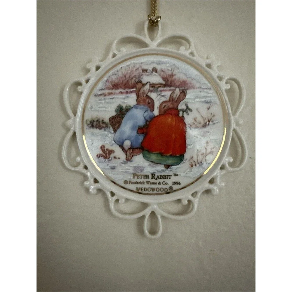 Wedgwood 1996 Peter Rabbit Wedgwood Ornament